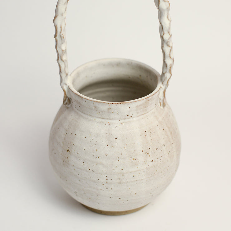 Ceramic vase handmade by Jade Thorsen