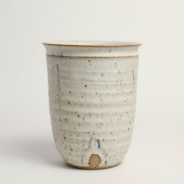 Ceramic vase handmade by Jade Thorsen