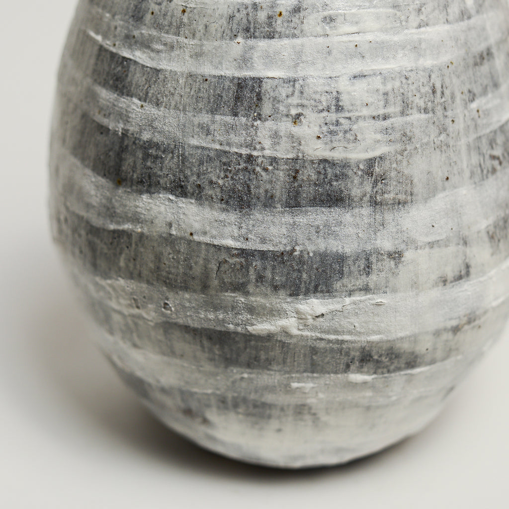 LAUREN JOFFE is a ceramic artist born in Cape Town, who immigrated to Melbourne as a child.  She studied Fine Art (Gold & Silversmithing) at RMIT and after graduating began her art practice as a contemporary jeweller and object maker