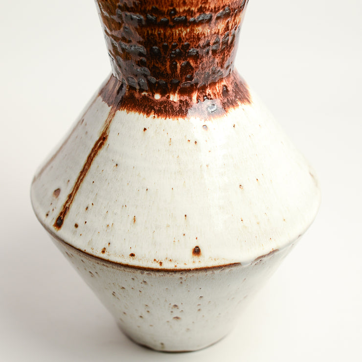 Ceramic vessel handmade by Laura Veleff of Leaf and Thread