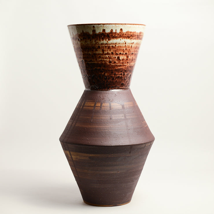 Ceramic vessel handmade by Laura Veleff of Leaf and Thread