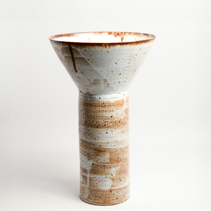 Ceramic vessel handmade by Laura Veleff of Leaf and Thread