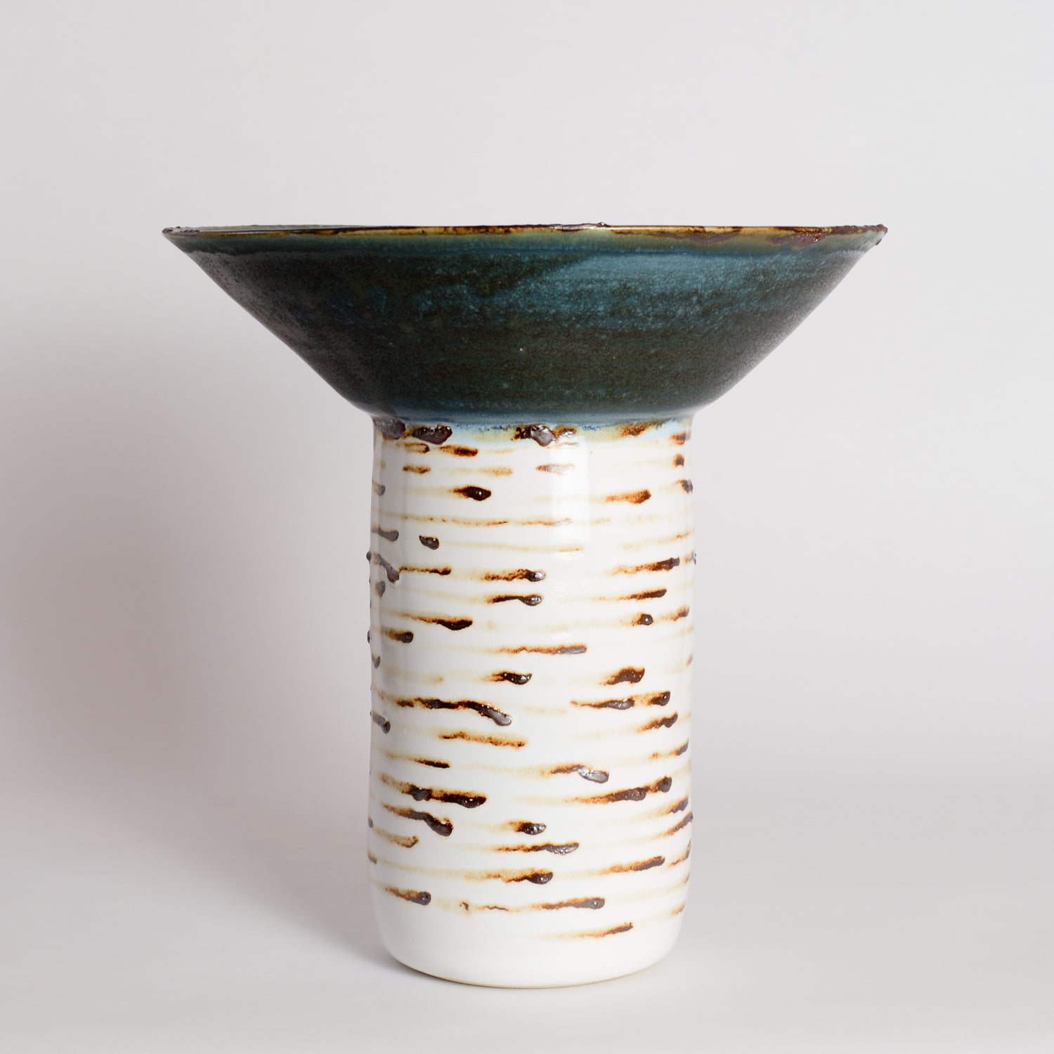 'Specimen Gully' Vessel V