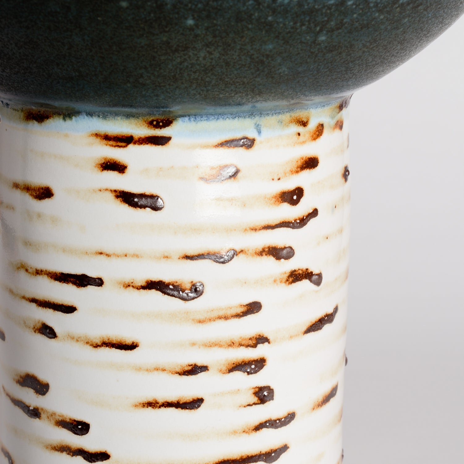 'Specimen Gully' Vessel V