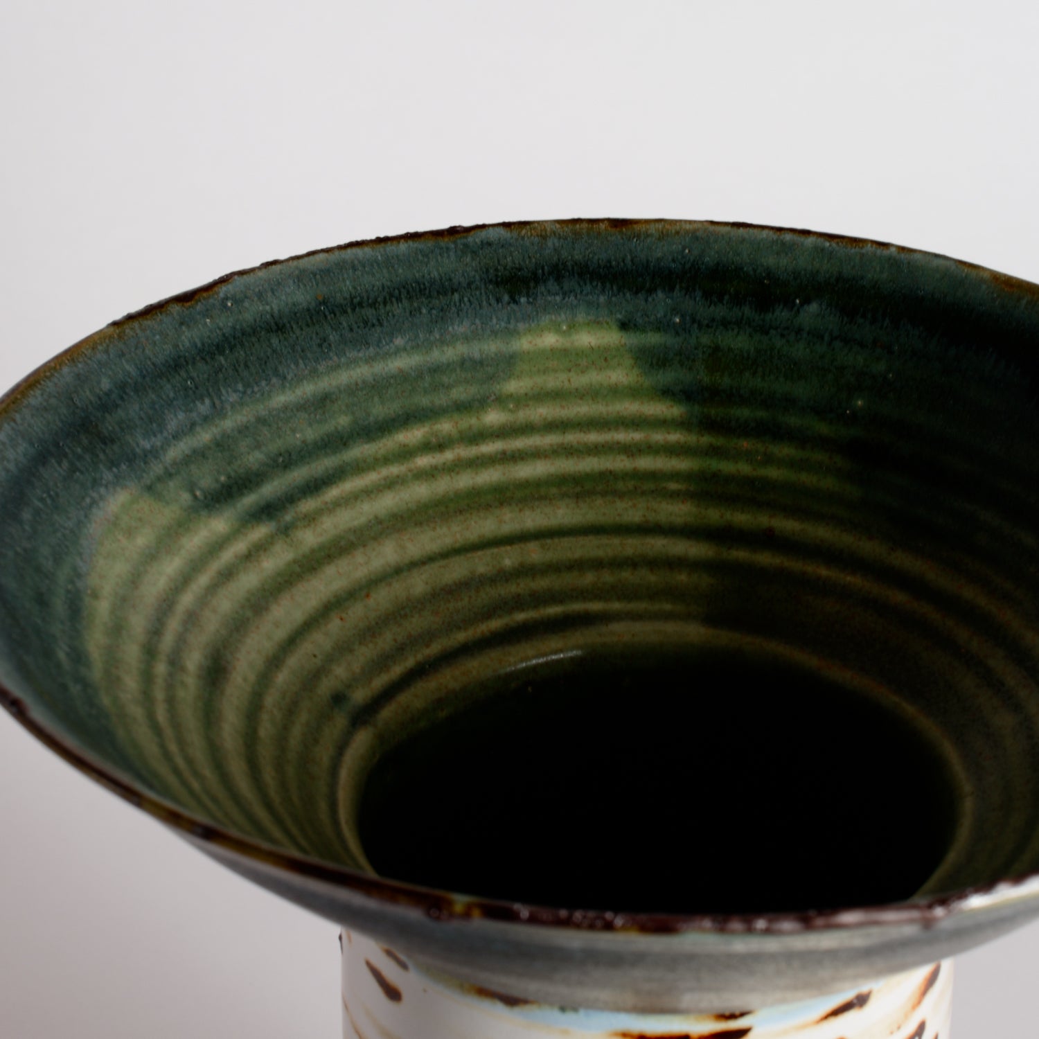 'Specimen Gully' Vessel V