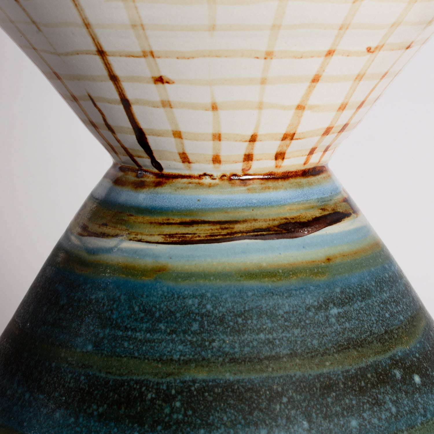 'Specimen Gully' Vessel VI