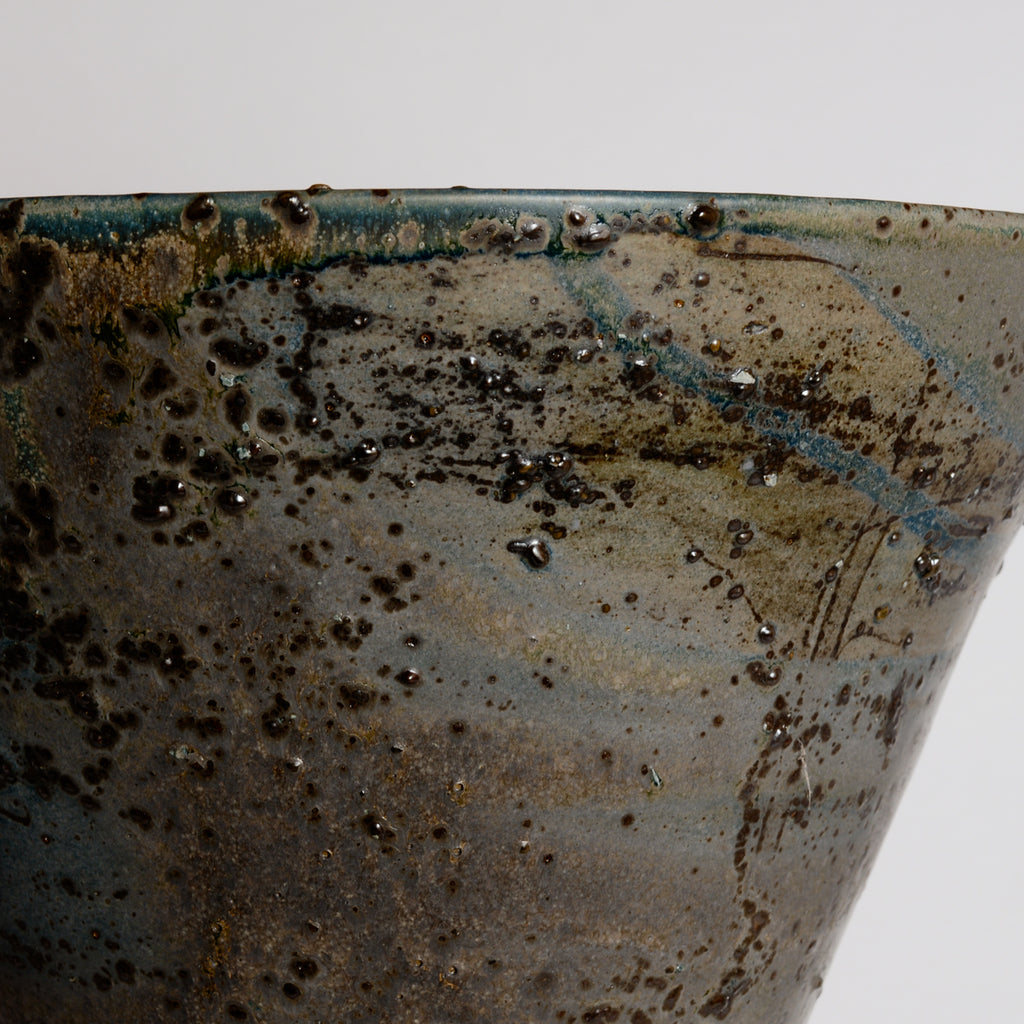 'Specimen Gully' Vessel II