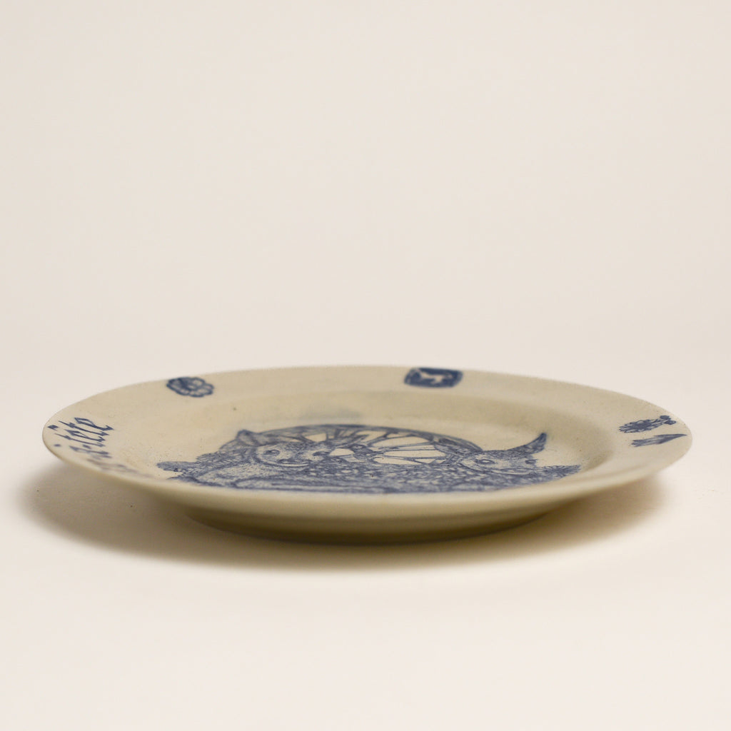 Ceramic sculpture by French artist Mathieu Frossard. Mathieu Frossard creates works that stand somewhere between art, design and craft.