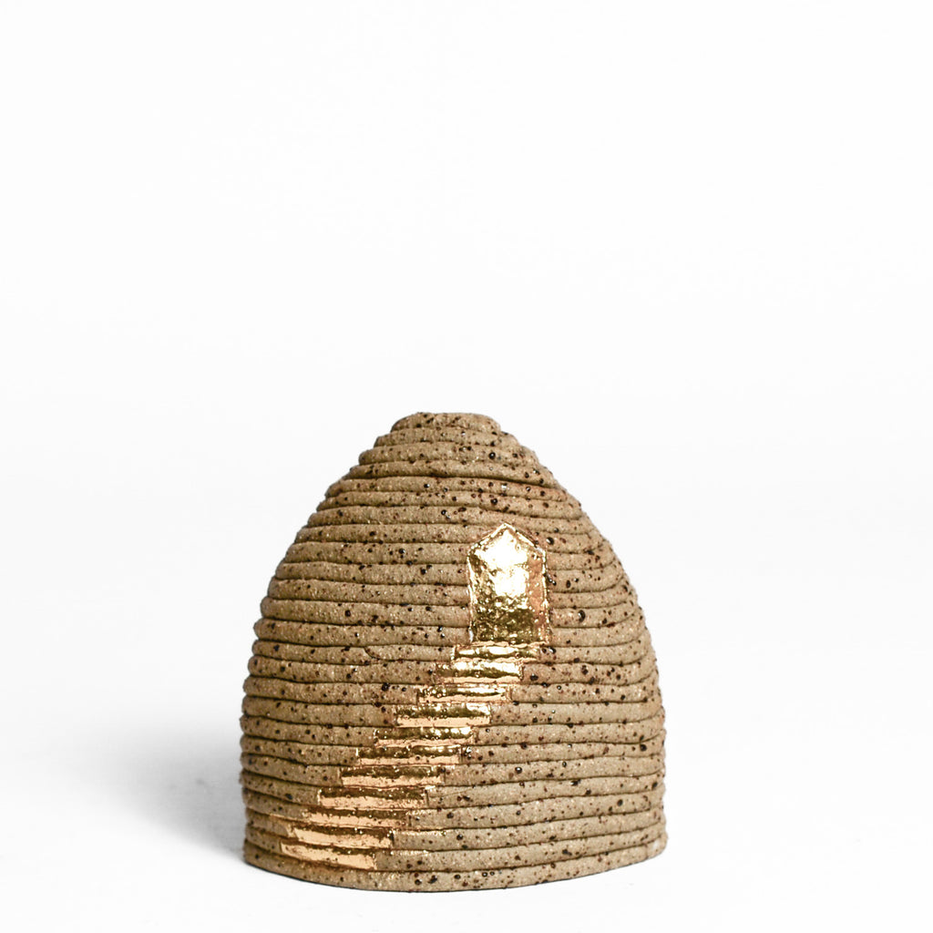 Ceramic vessel handmade by Mali Taylor, a Melbourne based ceramic artist currently exploring the parameters of coil methodology within her practice.