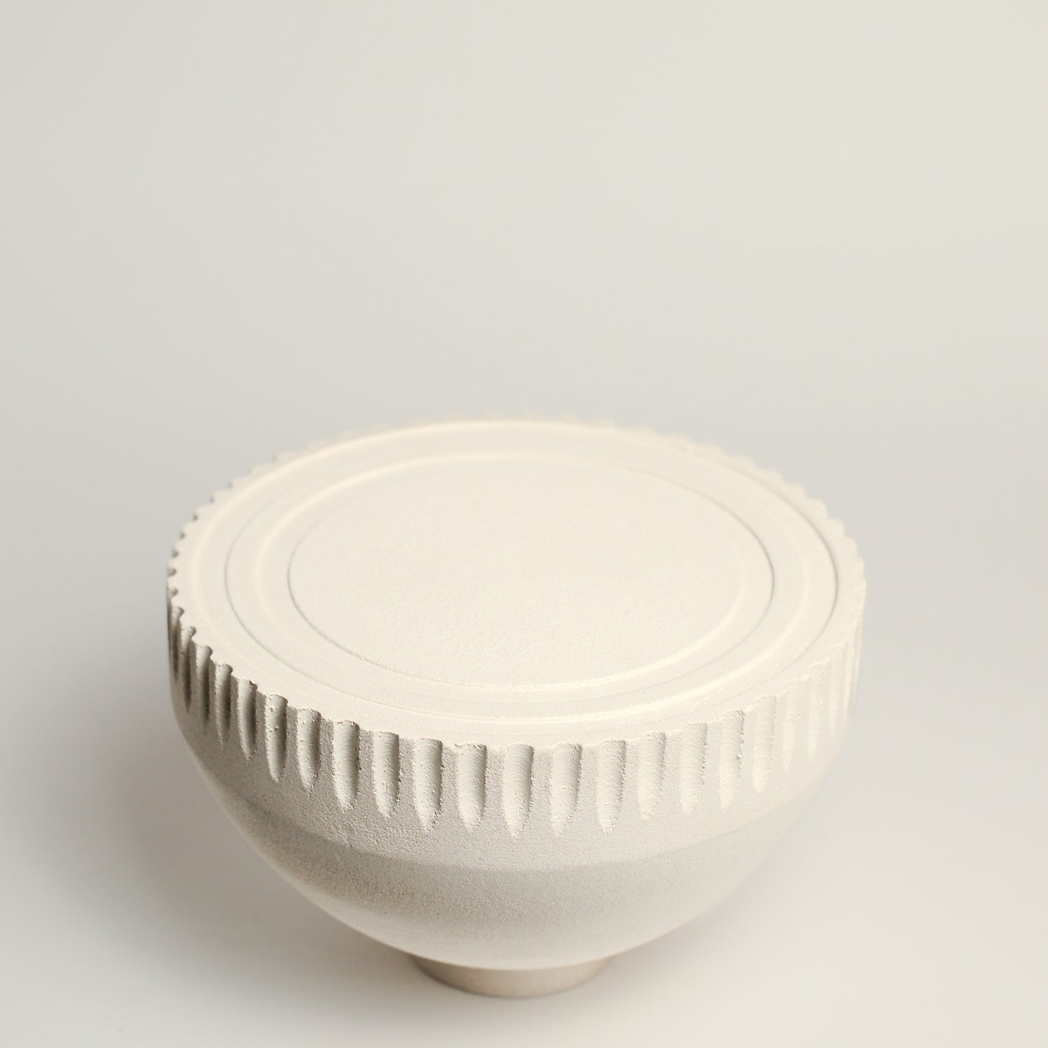 Ceramic sculpture by Melbourne ceramicist Melinda Wallis