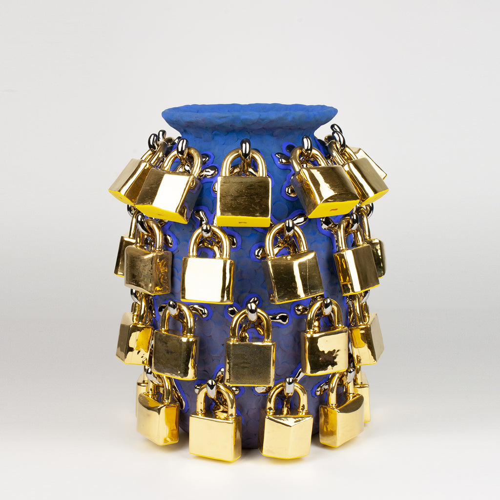 Ceramic sculpture by French artist Mathieu Frossard. Mathieu Frossard creates works that stand somewhere between art, design and craft.