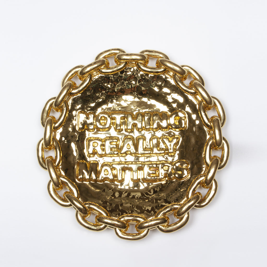 Nothing really matters Ceramic sculpture by French artist Mathieu Frossard, as part of his exhibition 'Workflow'. Mathieu Frossard creates works that stand somewhere between art, design and craft.