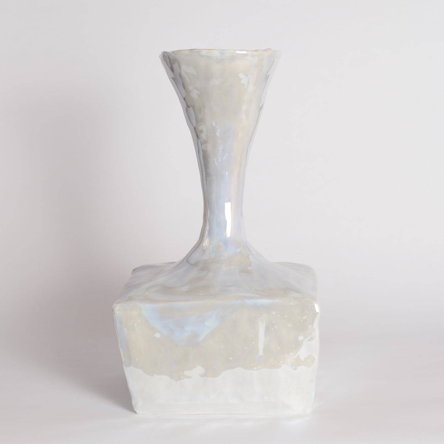 Lustre Vase