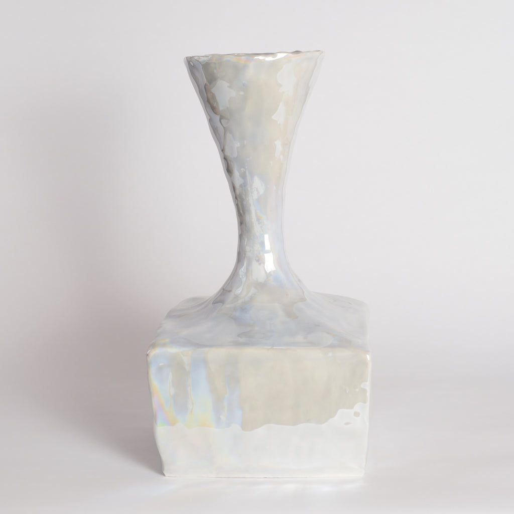 Lustre Vase