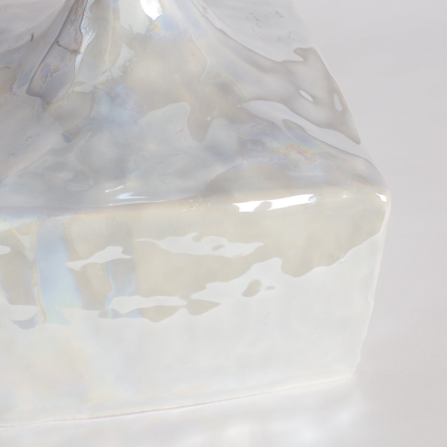Lustre Vase