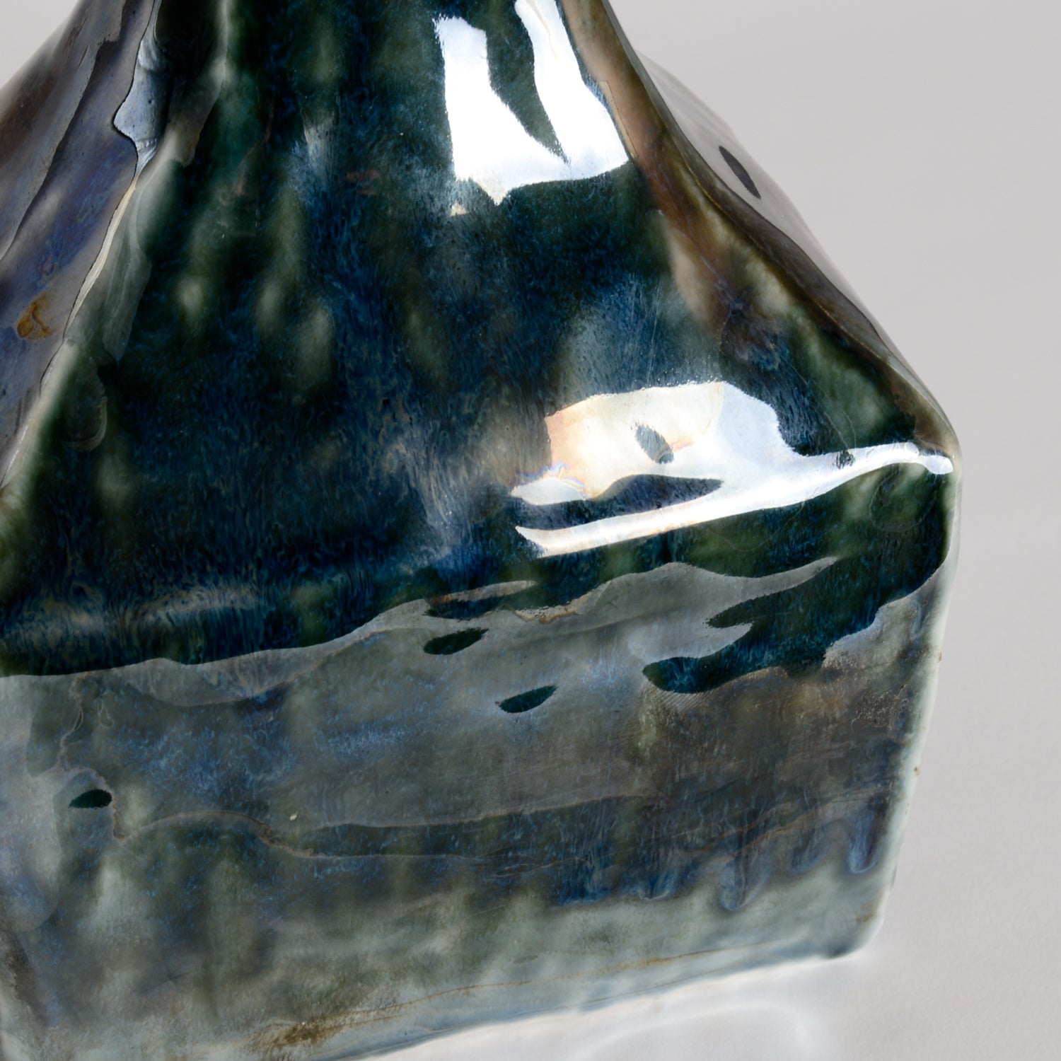 Lustre Vase