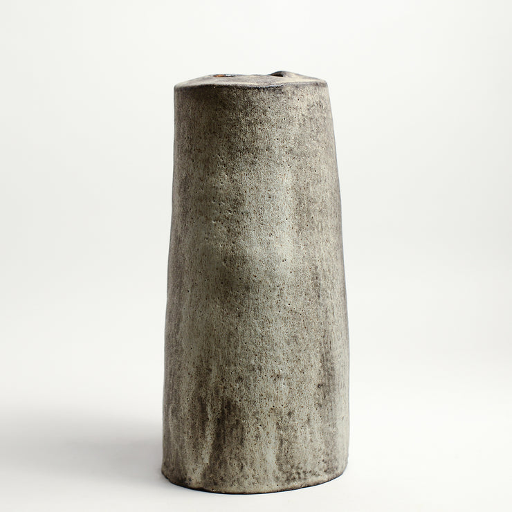 Ceramic vase handmade by ceramicist Pauline Meade