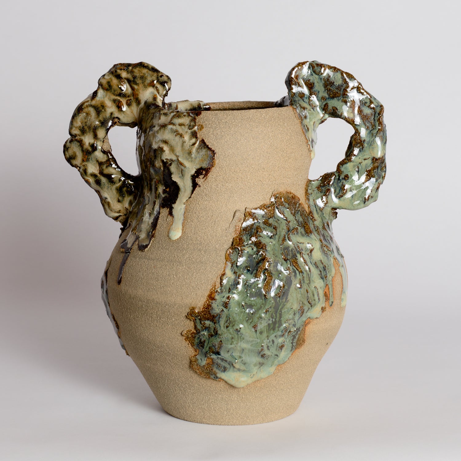 Bloom Vase With Handles