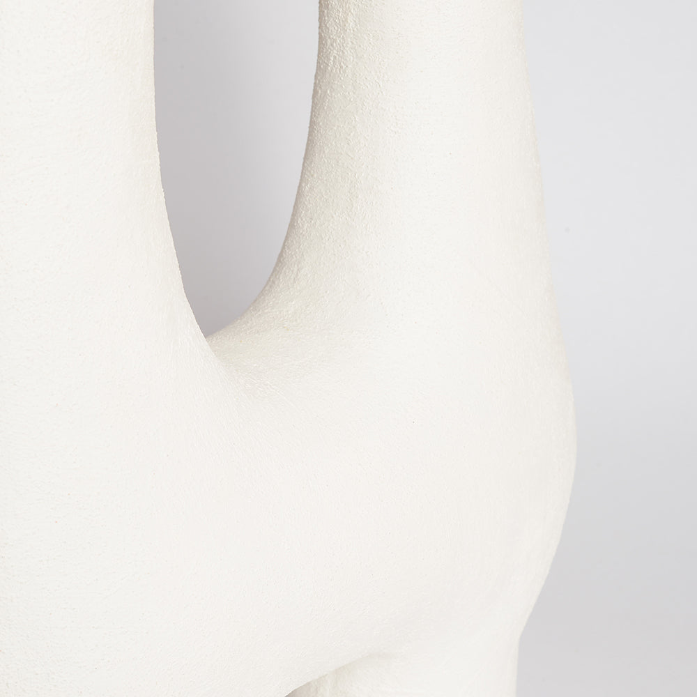 STEPHANIE PHILLIPS is a ceramic artist from Sydney, Australia. Through her background and upbringing, Stephanie has developed an affinity with the Australian bush and the influence of the forms and colours of native flora are evident in her contemporary ceramic sculptures.