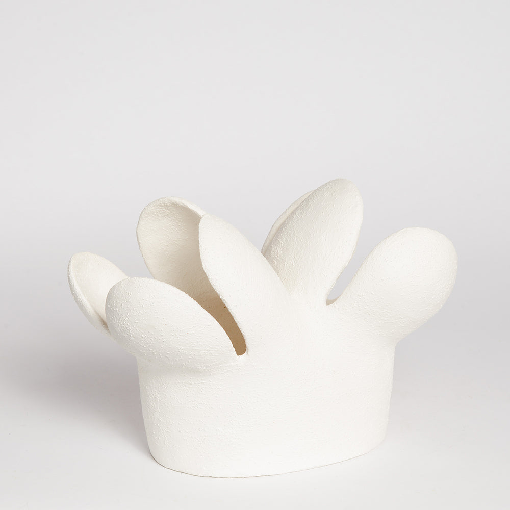 STEPHANIE PHILLIPS is a ceramic artist from Sydney, Australia. Through her background and upbringing, Stephanie has developed an affinity with the Australian bush and the influence of the forms and colours of native flora are evident in her contemporary ceramic sculptures.