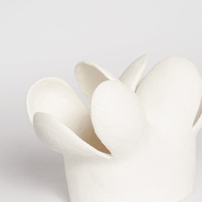 STEPHANIE PHILLIPS is a ceramic artist from Sydney, Australia. Through her background and upbringing, Stephanie has developed an affinity with the Australian bush and the influence of the forms and colours of native flora are evident in her contemporary ceramic sculptures.