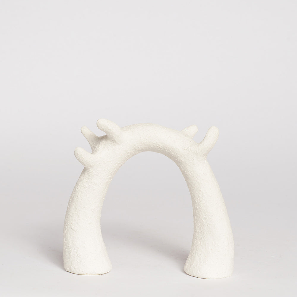 STEPHANIE PHILLIPS is a ceramic artist from Sydney, Australia. Through her background and upbringing, Stephanie has developed an affinity with the Australian bush and the influence of the forms and colours of native flora are evident in her contemporary ceramic sculptures.