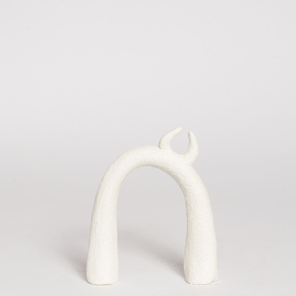 STEPHANIE PHILLIPS is a ceramic artist from Sydney, Australia. Through her background and upbringing, Stephanie has developed an affinity with the Australian bush and the influence of the forms and colours of native flora are evident in her contemporary ceramic sculptures.