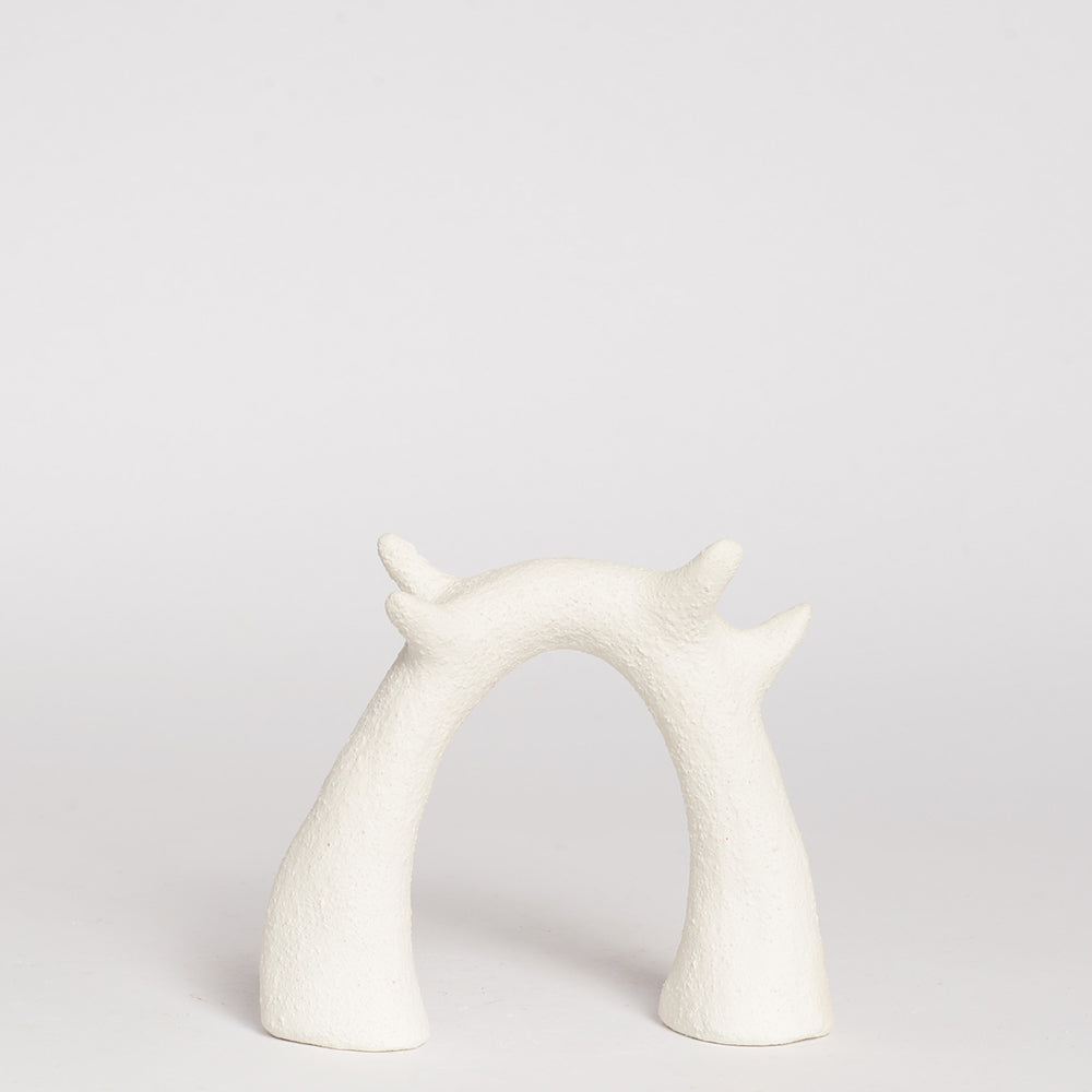 STEPHANIE PHILLIPS is a ceramic artist from Sydney, Australia. Through her background and upbringing, Stephanie has developed an affinity with the Australian bush and the influence of the forms and colours of native flora are evident in her contemporary ceramic sculptures.