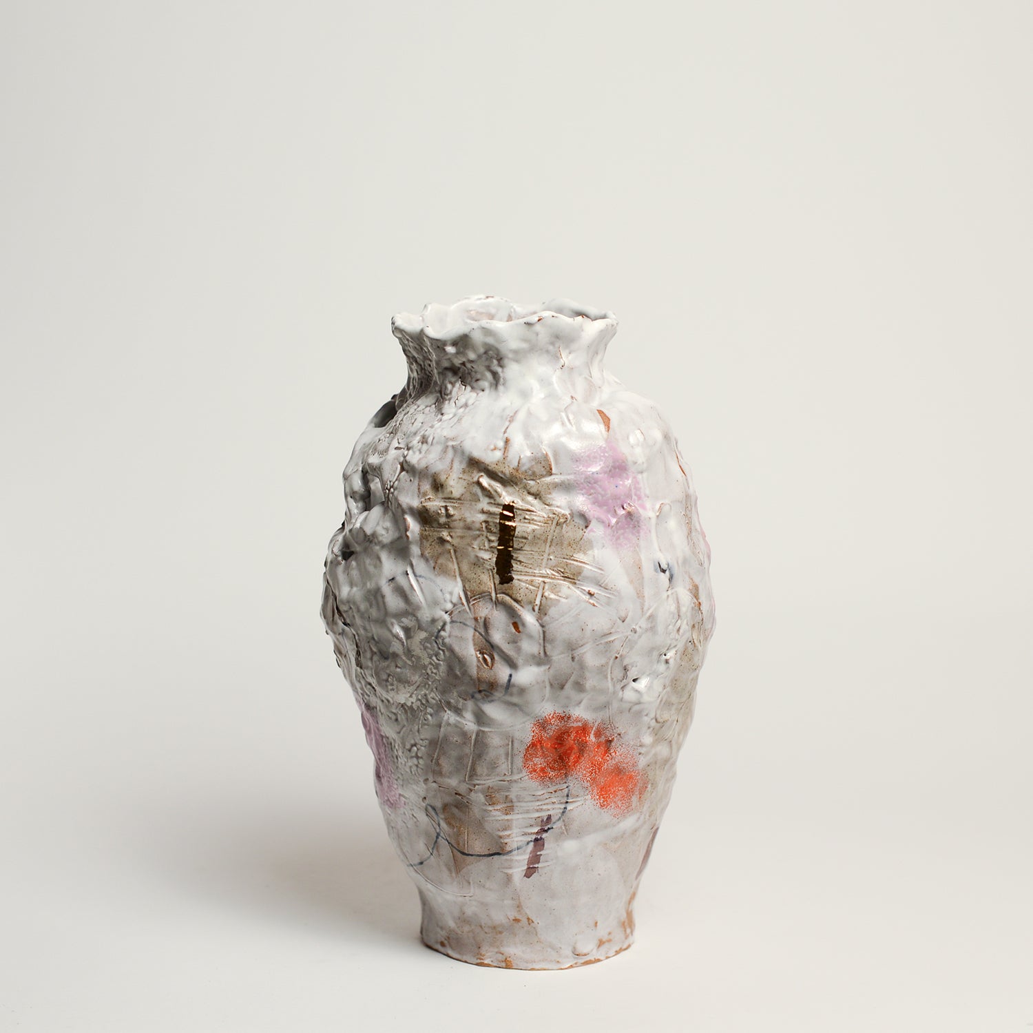 Ceramic vessel by Australian Ceramicist Tessy King