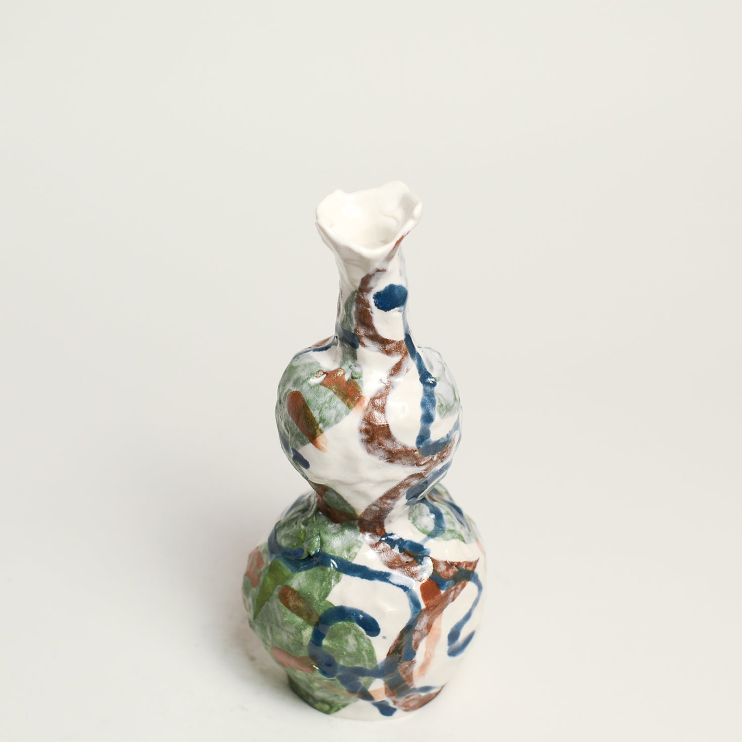 Ceramic vessel by Australian Ceramicist Tessy King