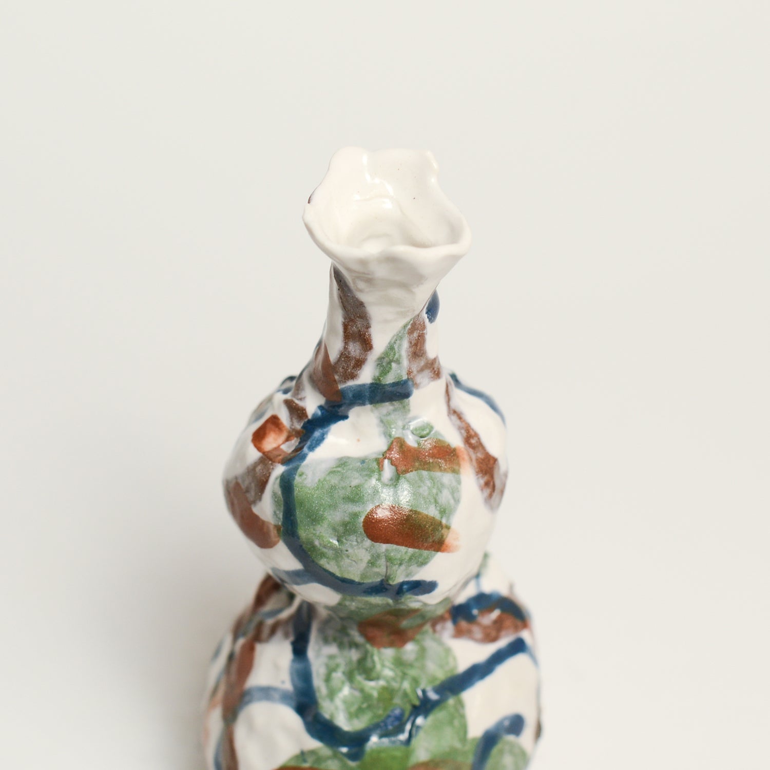 Ceramic vessel by Australian Ceramicist Tessy King