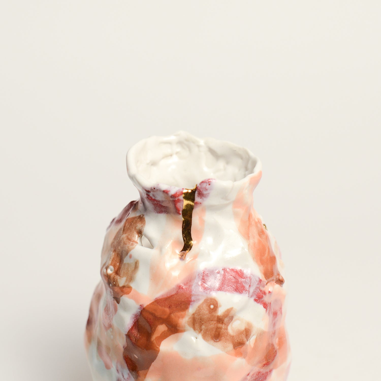 Ceramic vessel by Australian Ceramicist Tessy King