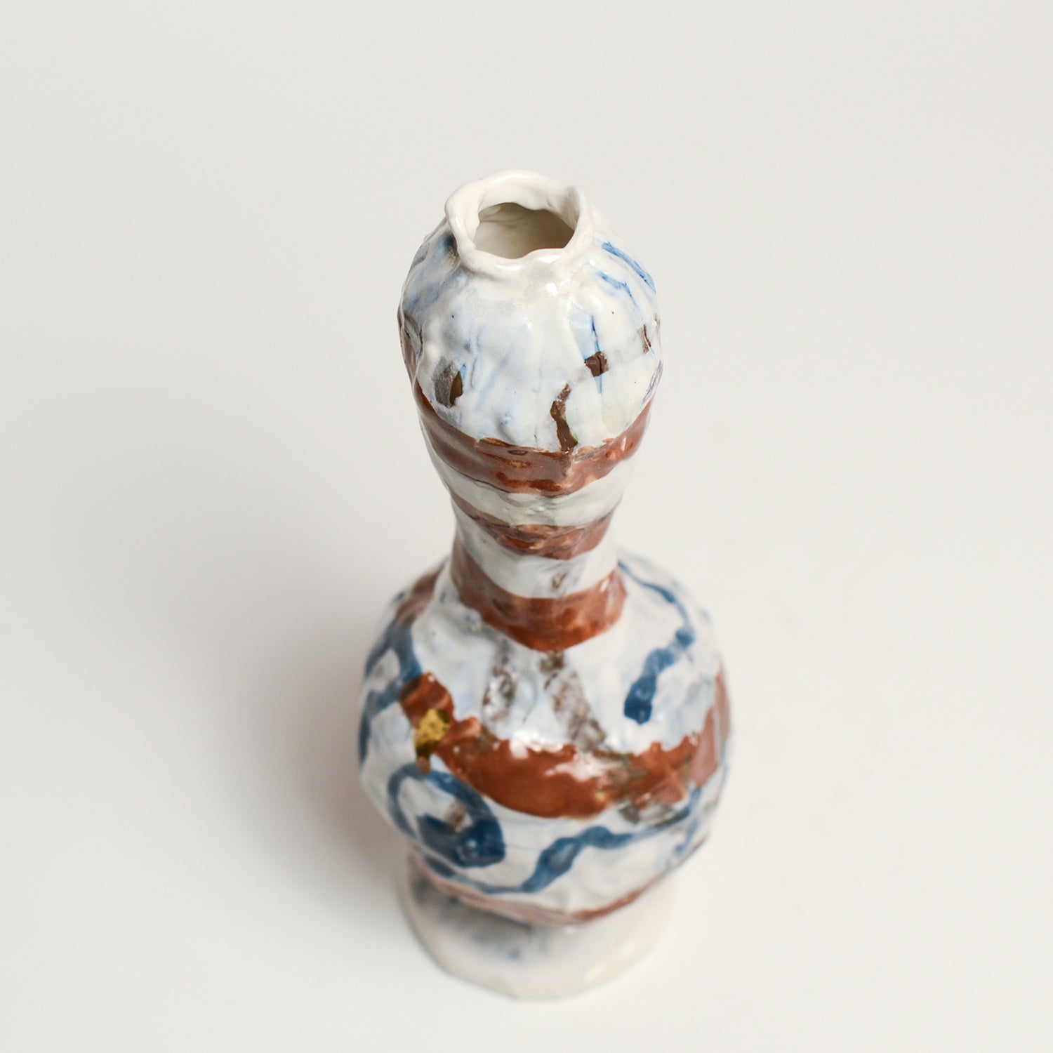 Ceramic vessel by Australian Ceramicist Tessy King