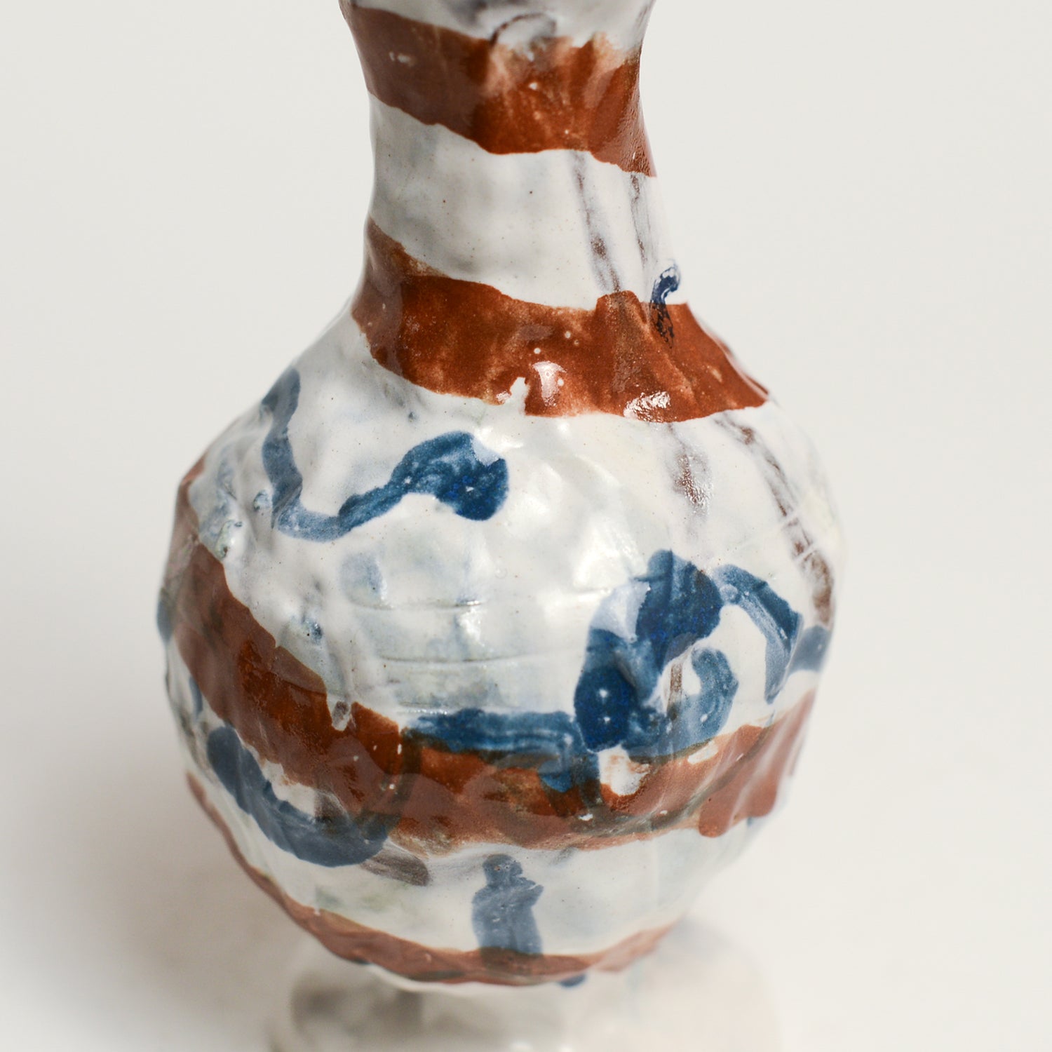 Ceramic vessel by Australian Ceramicist Tessy King