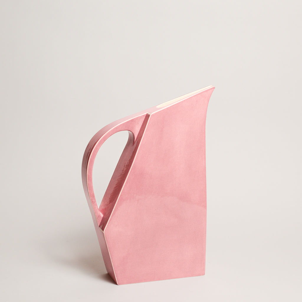 Ceramic jug by Yuro Cuchor