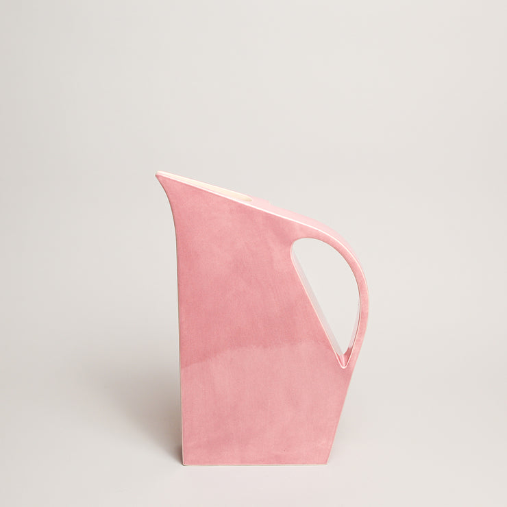 Ceramic jug by Yuro Cuchor
