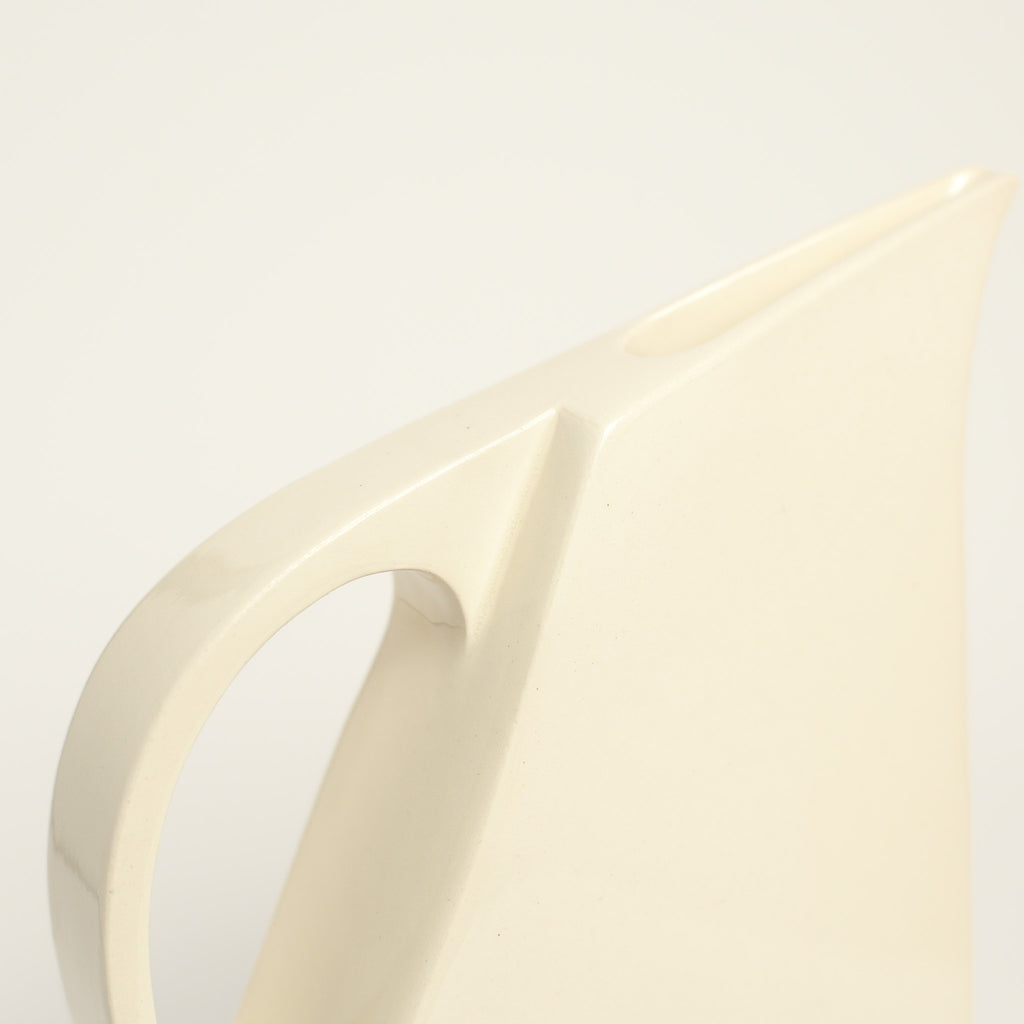 Ceramic jug handmade by Yuro Cuchor using handbuilding techniques. Yuro is an Australian ceramicist based in South Australia where he creates contemporary ceramics featuring geometrical forms and bold colours.