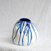 Porcelain Vase handmade by La Petite Fabrique De Brunswick
