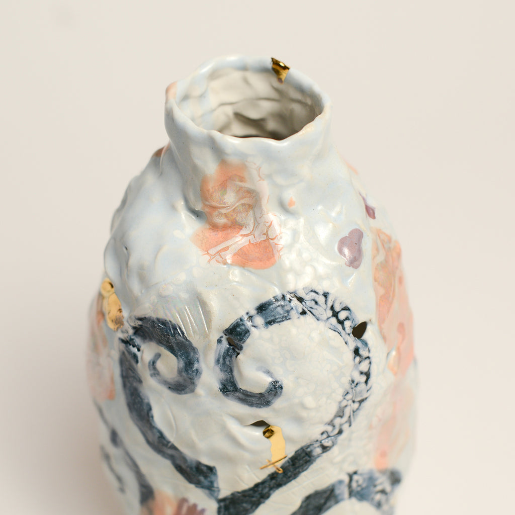 Ceramic sculpture by Tessy King